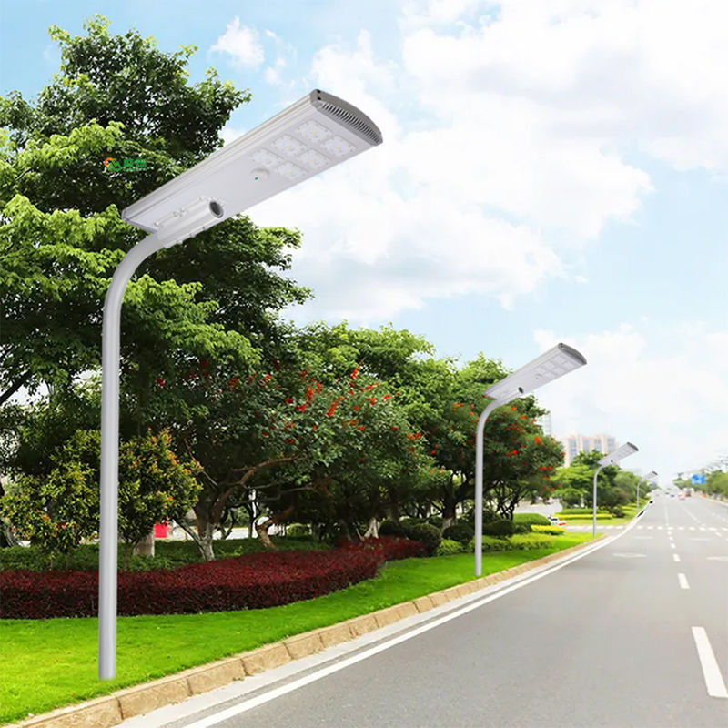 ضد آب Ip65 Solar Sensor Light Abs Street 400w 600w 800w All In One 3.2V