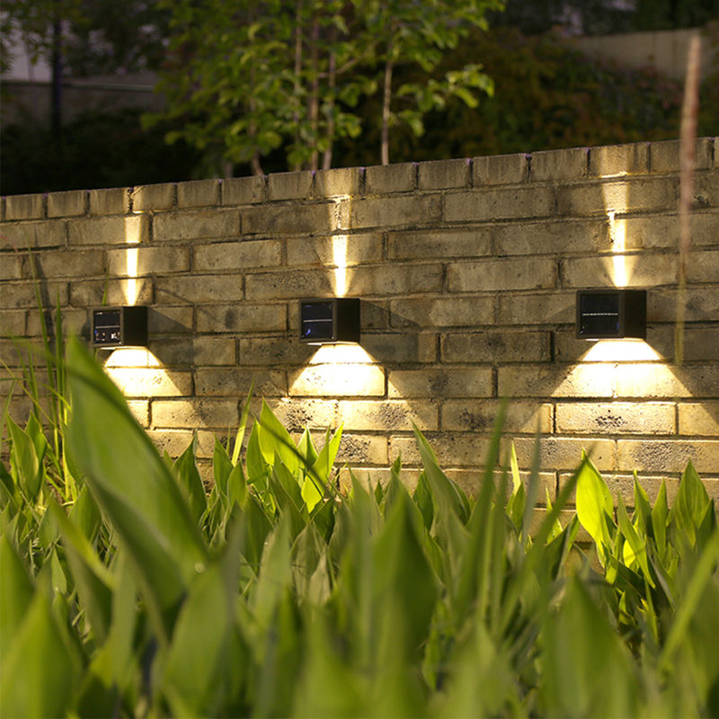 چراغ دیواری سنسور 3.7 ولت خورشیدی Illuminate Sun لامپ باغی ضد آب دکور نوردیک