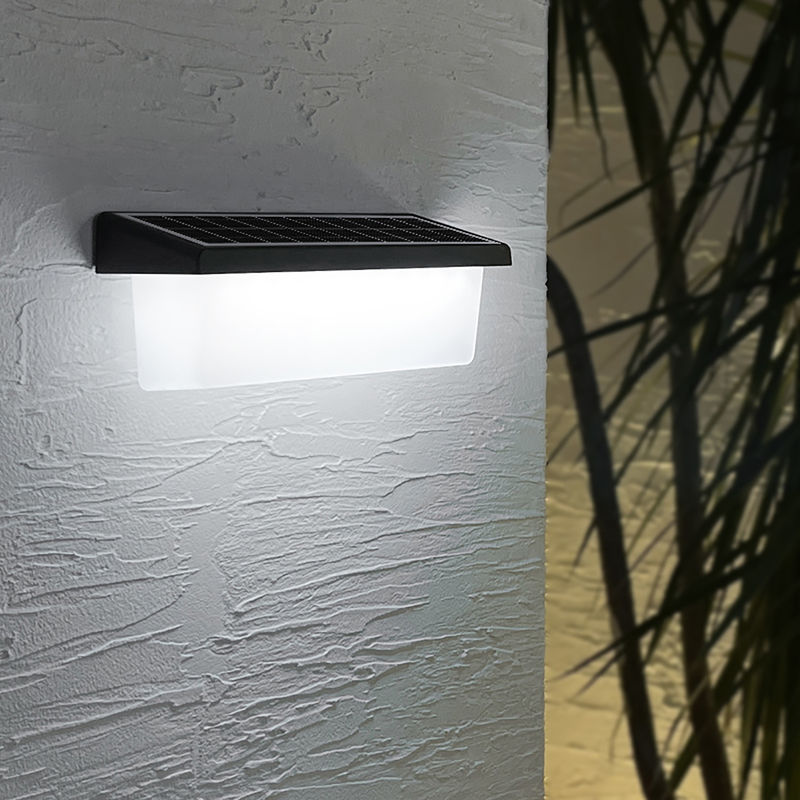 IP65 ضد آب نور دیواری خورشیدی با 80 CRI برای استفاده در خارج از خانه دیوار حصار باغ ضد آب LED در خارج از خانه
