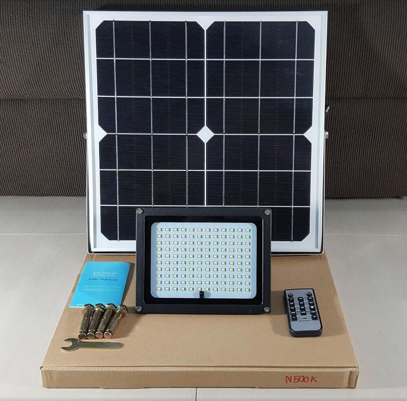 100W Jd-8840 Solar Flood Light Garden Cool White 8PCS LED صرفه جویی در مصرف انرژی خورشیدی